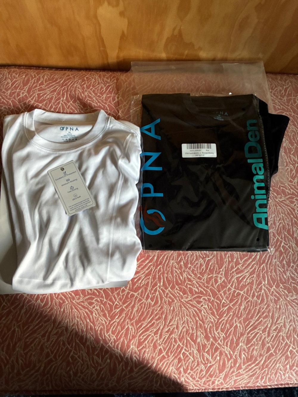 NWT Animal Den Tee long sleeve Crewneck Set - White & Black